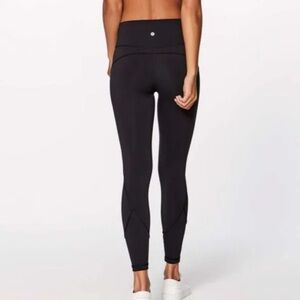 Lululemon In Movement 7/8 Tight *Everlux 25"